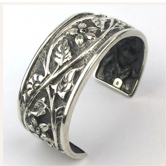 Silpada Vintage Repousse Floral
Sterling Silver Oxidized Floral Cuff Bracelet - Picture 2 of 8